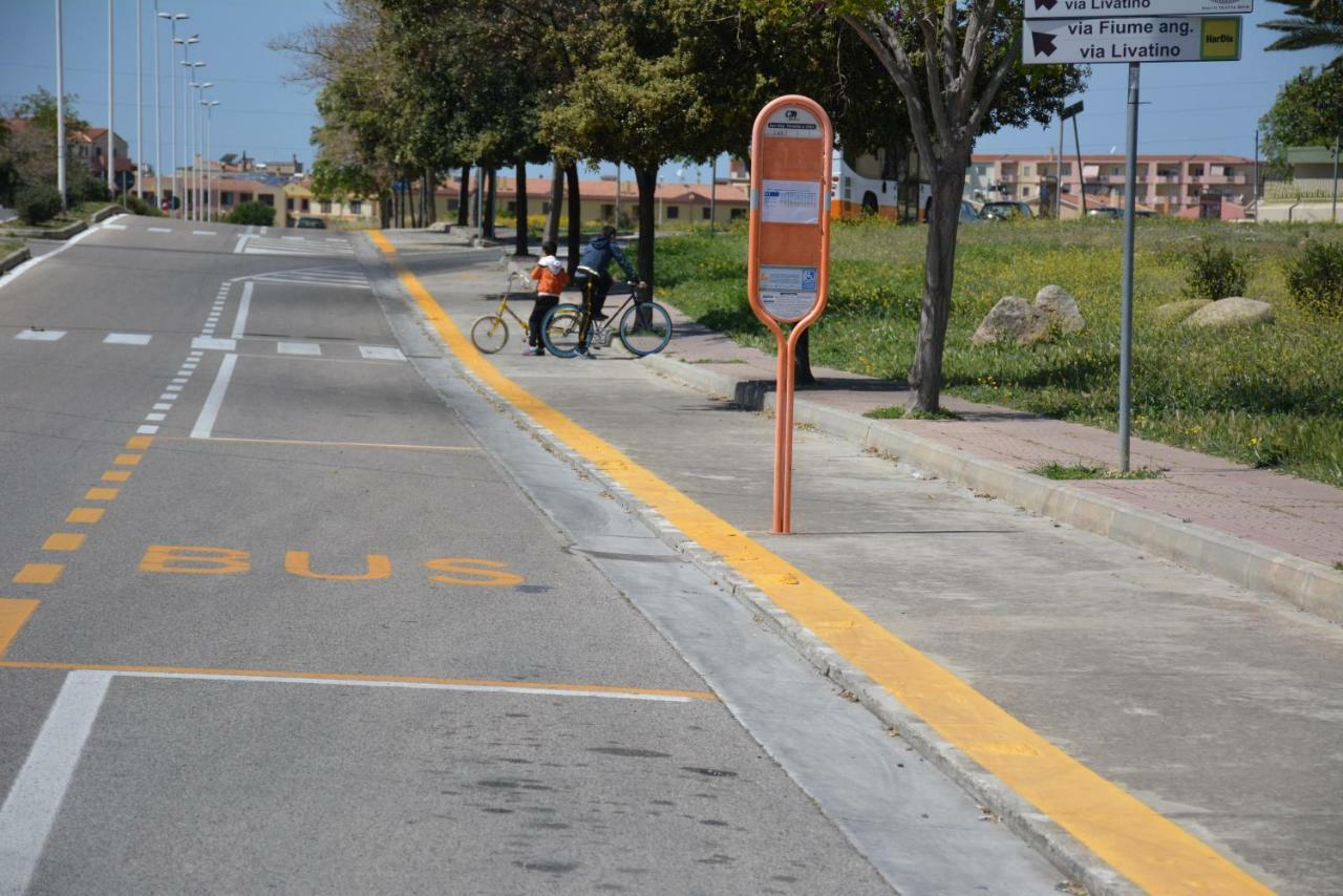Alojamento de Acomodação e Pequeno-almoço Giardini E Mare *